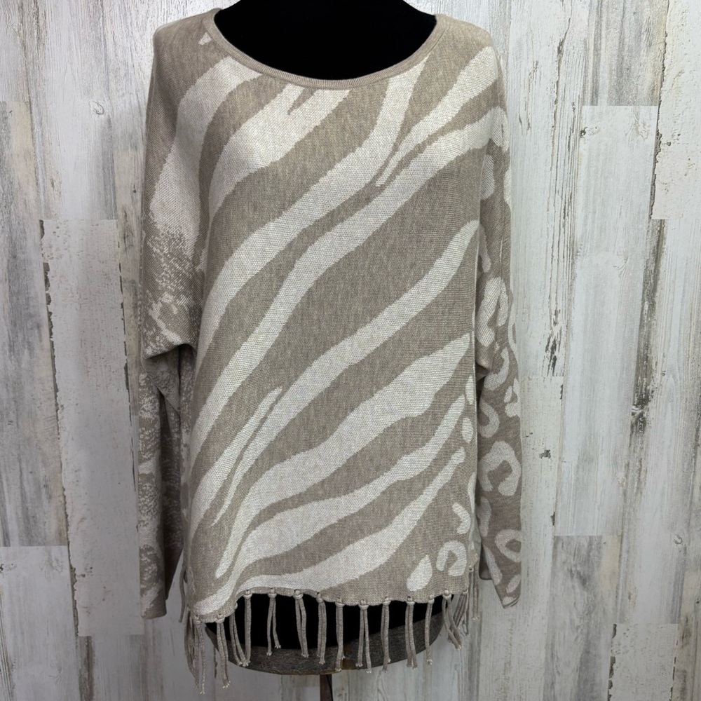 Mystree Beige and Cream‎ Animal Print Fringed Sweater